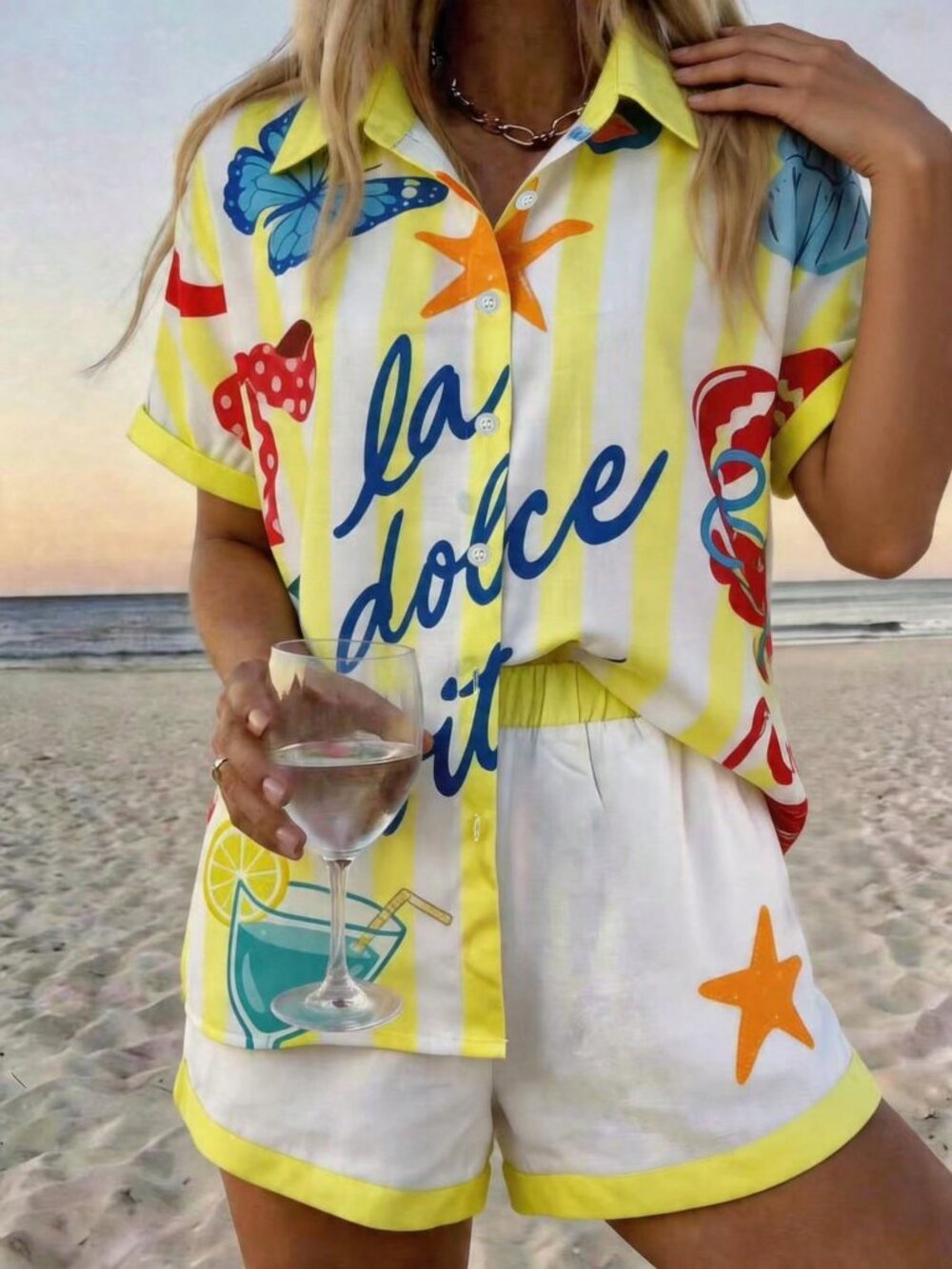 Light Yellow Casual Women's Vacation Striped Shirt And Shorts Set - Picture 4 of 5